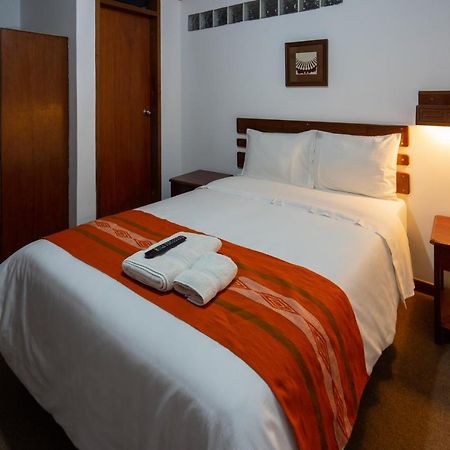 Explorer Deluxe Hotel チャチャポヤス エクステリア 写真