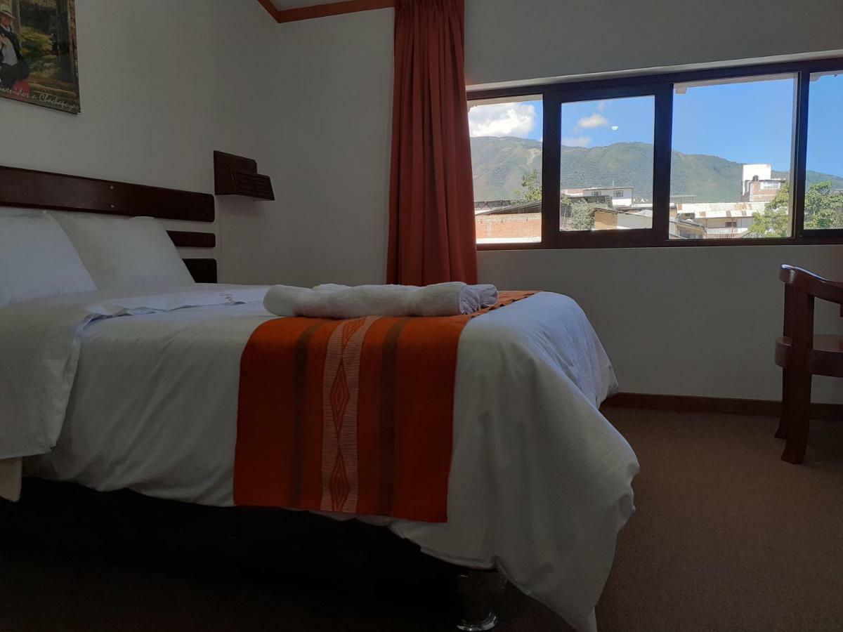 Explorer Deluxe Hotel チャチャポヤス エクステリア 写真